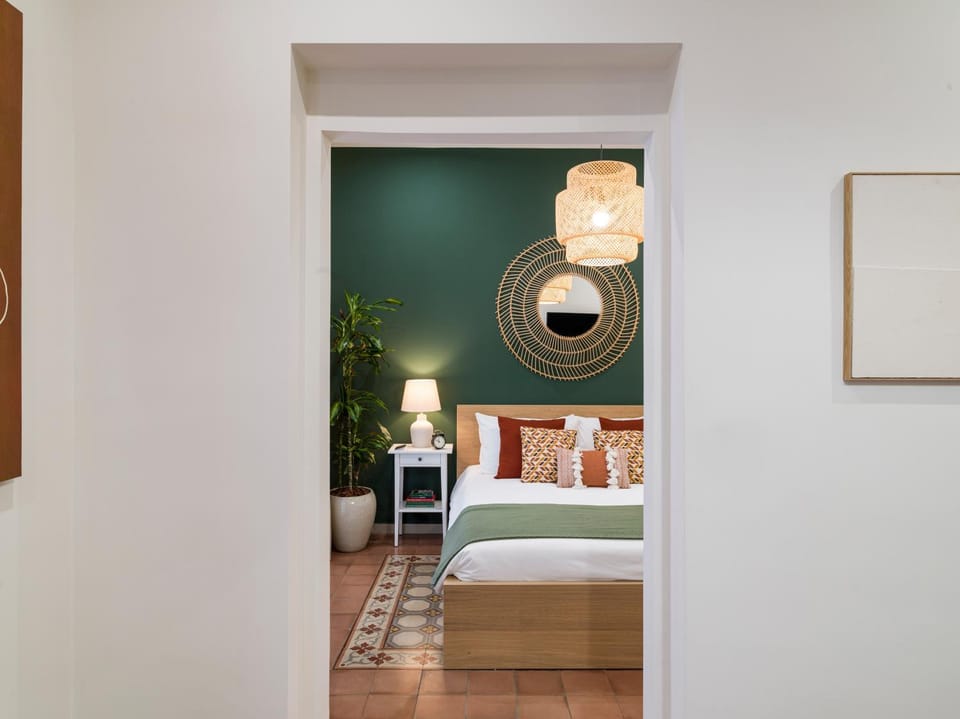 Balcony/Terrace, Bedroom, locker, air conditioner