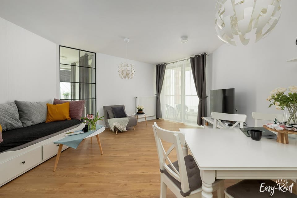 Apartament Prestige 224 - tuż przy plaży -BASEN, sauna, jacuzzi w cenie pobytu - Easy - Rent Apartments Apartment in West Pomeranian Voivodeship, Poland