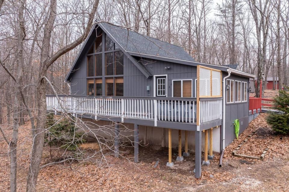 Starcatcher Chalet, The Woods Resort Chalet in Shenandoah Valley
