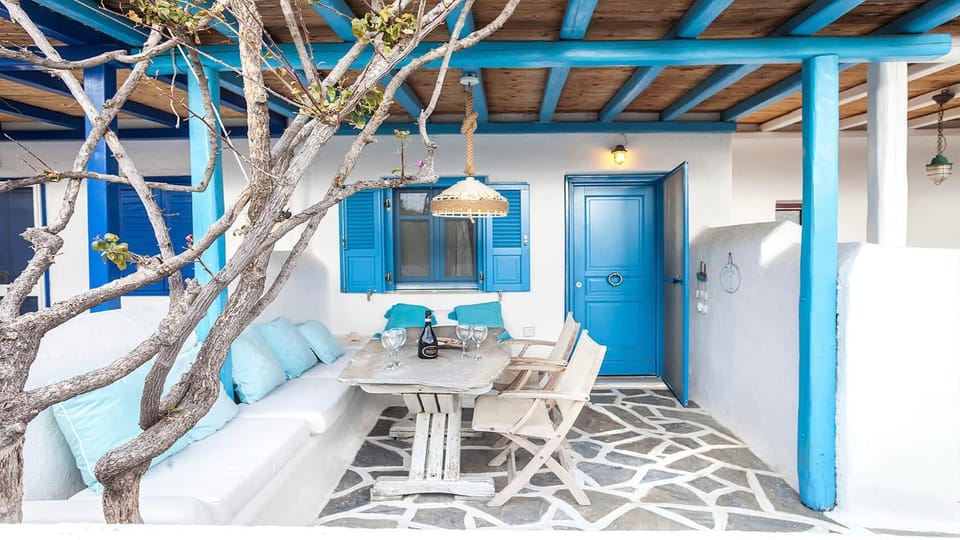 Property building, Balcony/Terrace