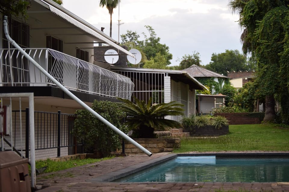 Falcon Lodge Bed and Breakfast in KwaZulu-Natal