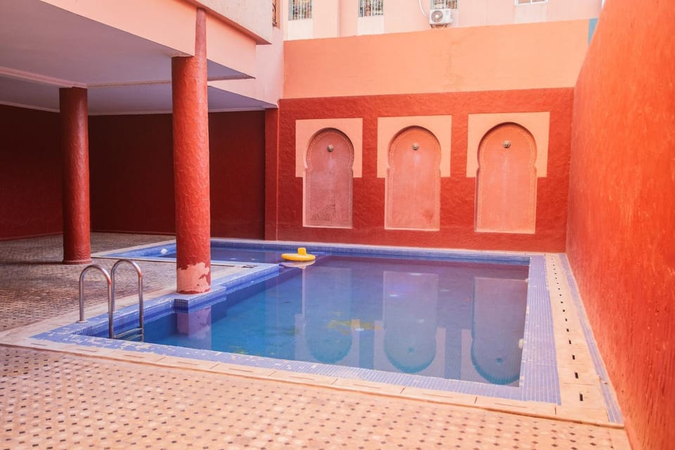 Swimming pool