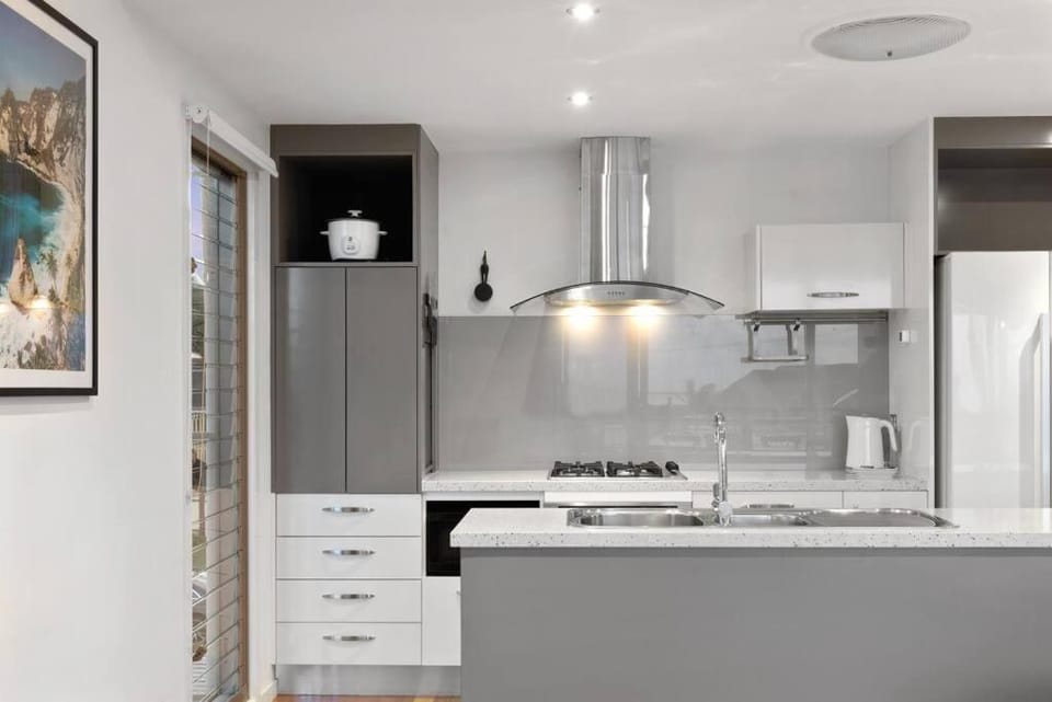 Penthouse - Scarborough beach break holidays Apartment in Brisbane
