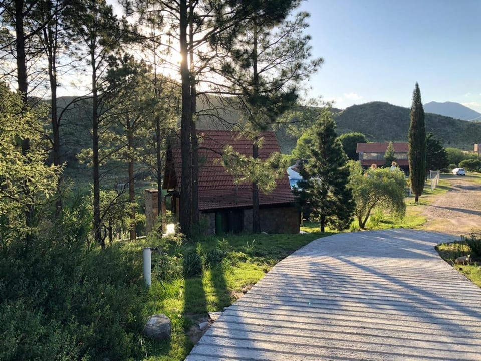 Property building, Patio, Off site, Day, Natural landscape, BBQ facilities, Garden, View (from property/room), City view, Garden view, Mountain view, Pool view, Street view, Area and facilities, Quiet street view, Inner courtyard view, Parking, internet