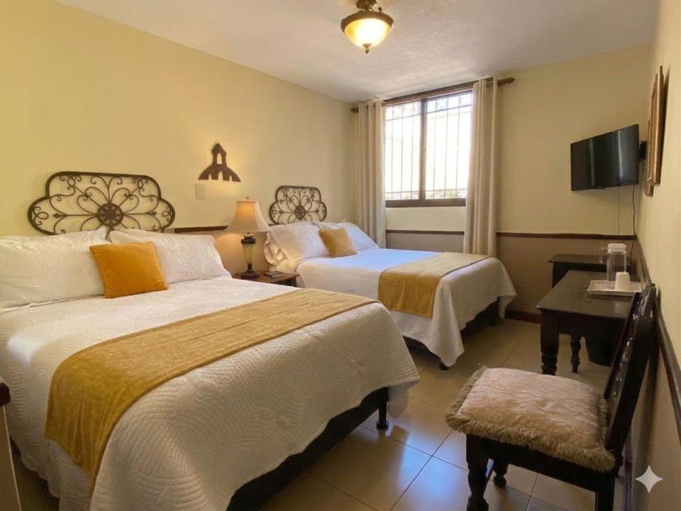 Hostal Villa Toscana Hotel in Guatemala City