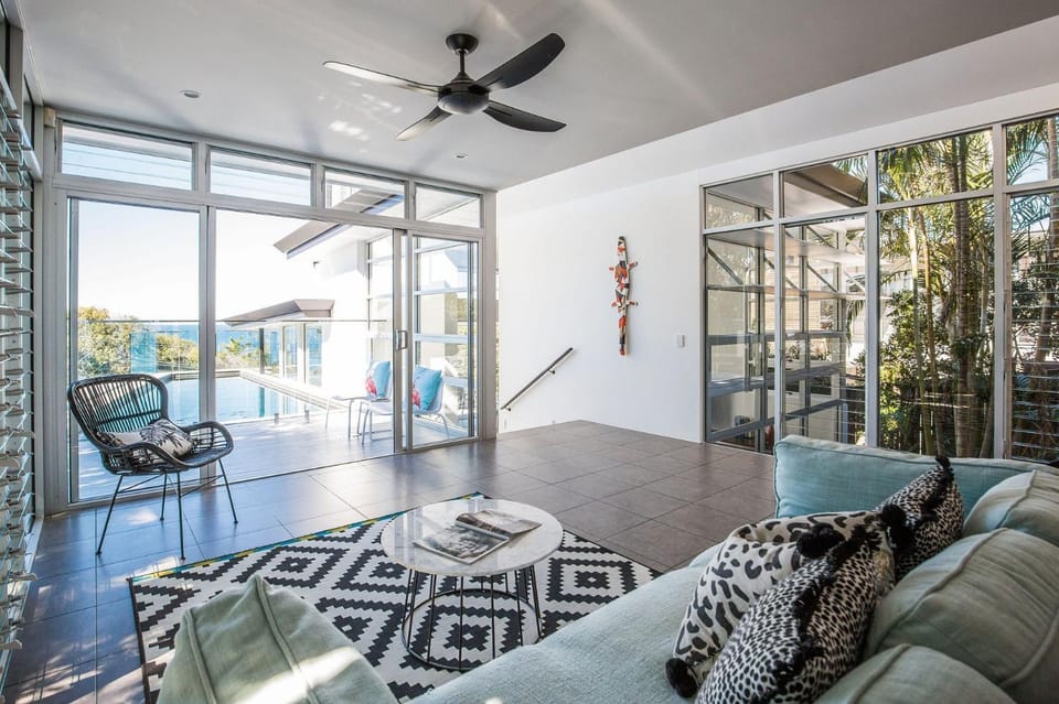 Coastal Luxury, Private Pool, Ocean Vista House in Noosa Heads