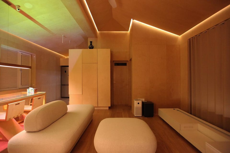 Kitchen or kitchenette, Living room, Decorative detail, Decorative detail, Seating area, Dining area