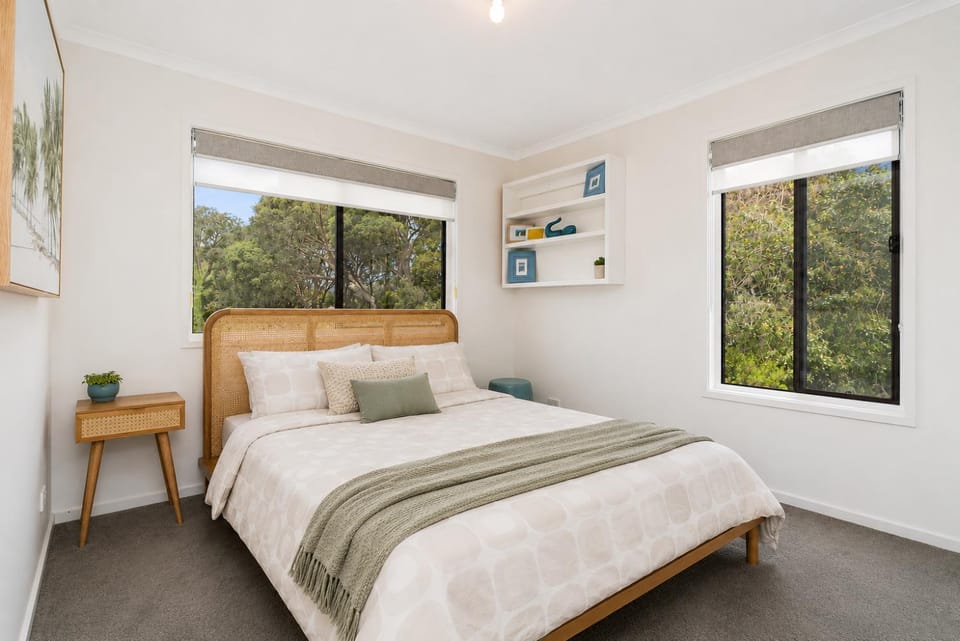 Bed, Natural landscape, View (from property/room), Photo of the whole room, Bedroom