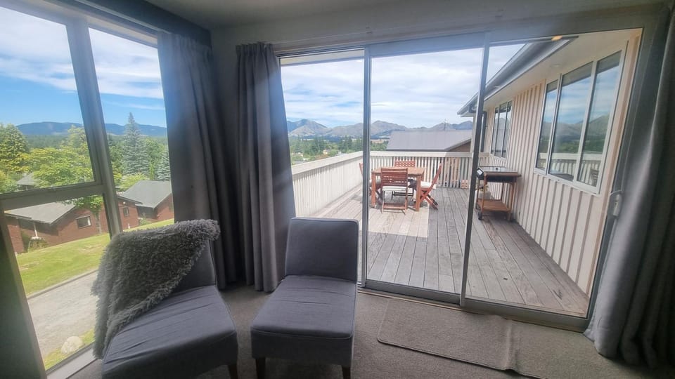 1c Oregon Heights House in Hanmer Springs