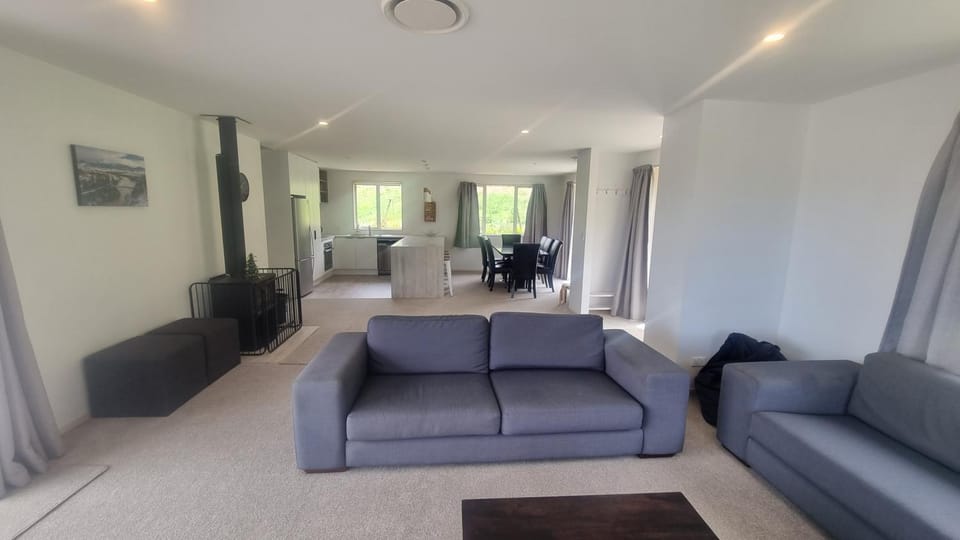 1c Oregon Heights House in Hanmer Springs