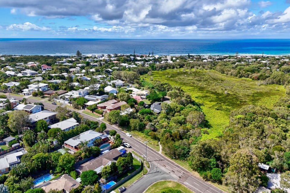 Neighbourhood, Natural landscape, Bird's eye view