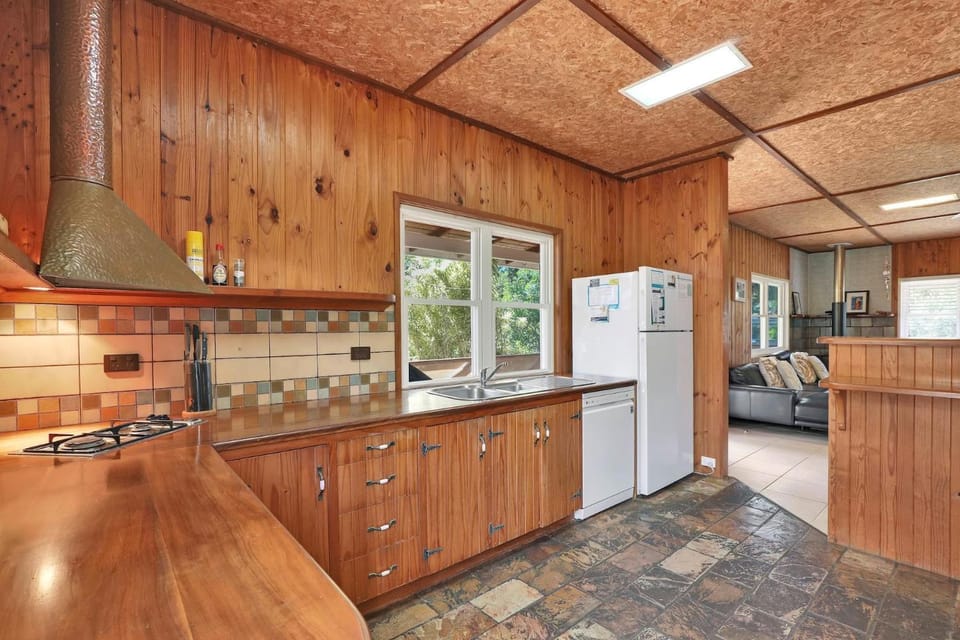 Aloha Amity House in Amity Point