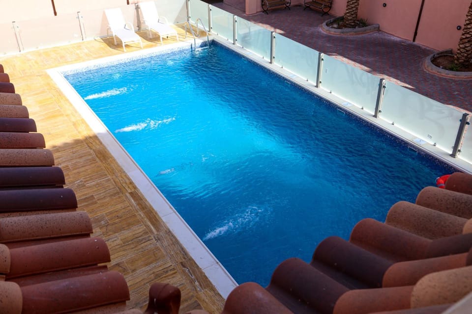 Swimming pool, Swimming pool