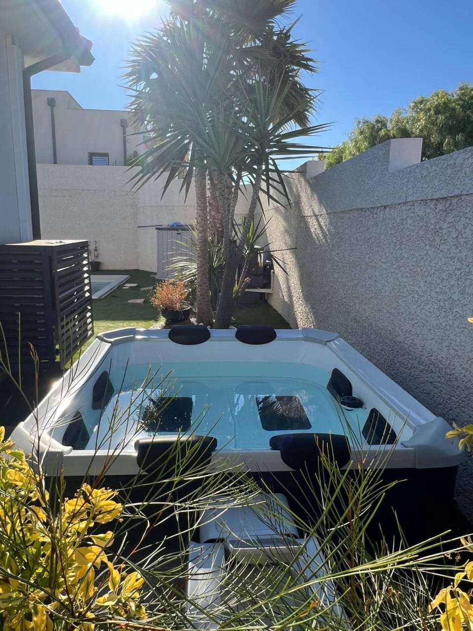 Day, Garden, Hot Tub