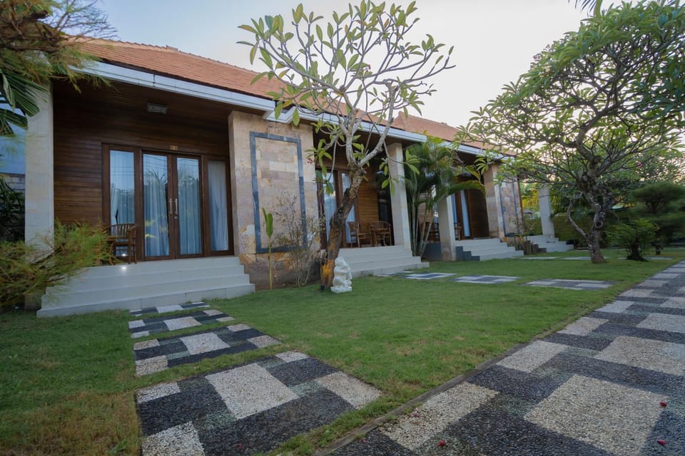 Property building, Natural landscape, Garden view