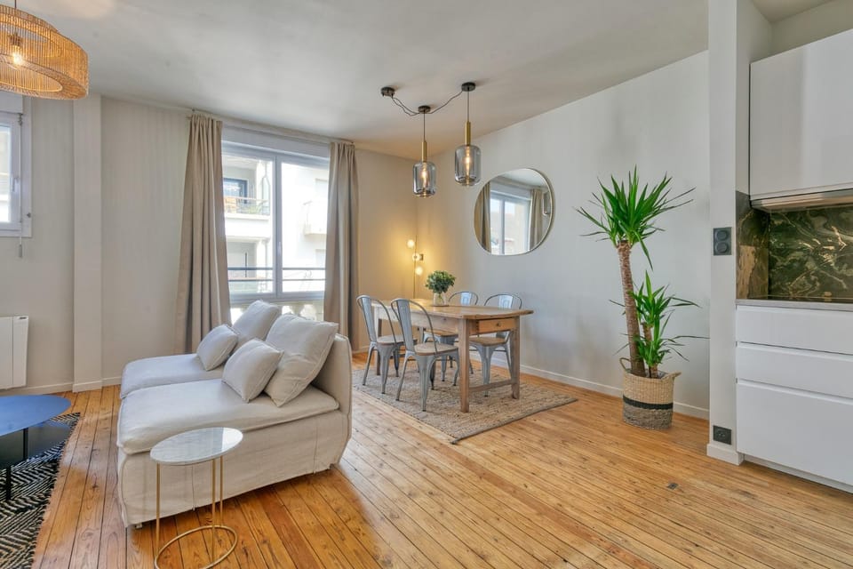 Property building, Living room