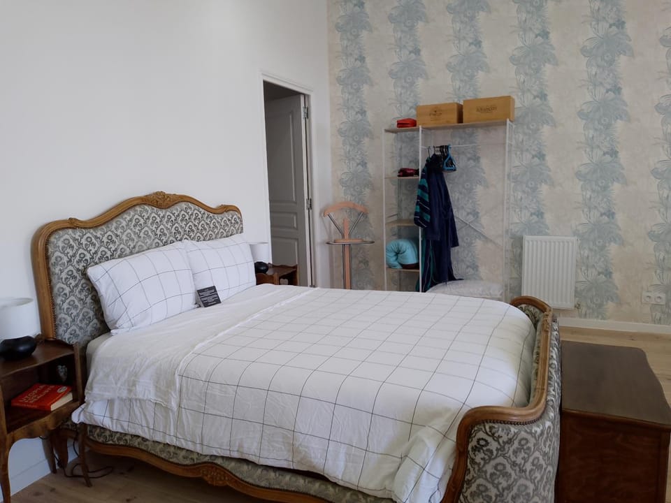 Pyrenees Vue Gite Hoopoe - Le Plus Commentaires Positifs,Vues Fantastique, Petit-Déjeuner, Calme, Piscine, Parking Apartment in Occitanie