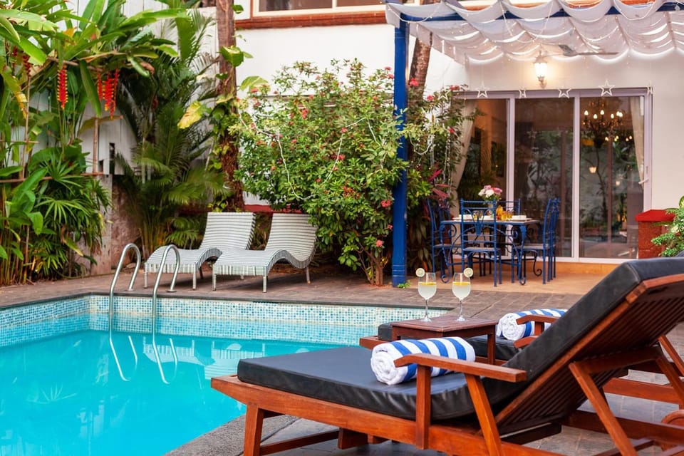 Seating area, Swimming pool