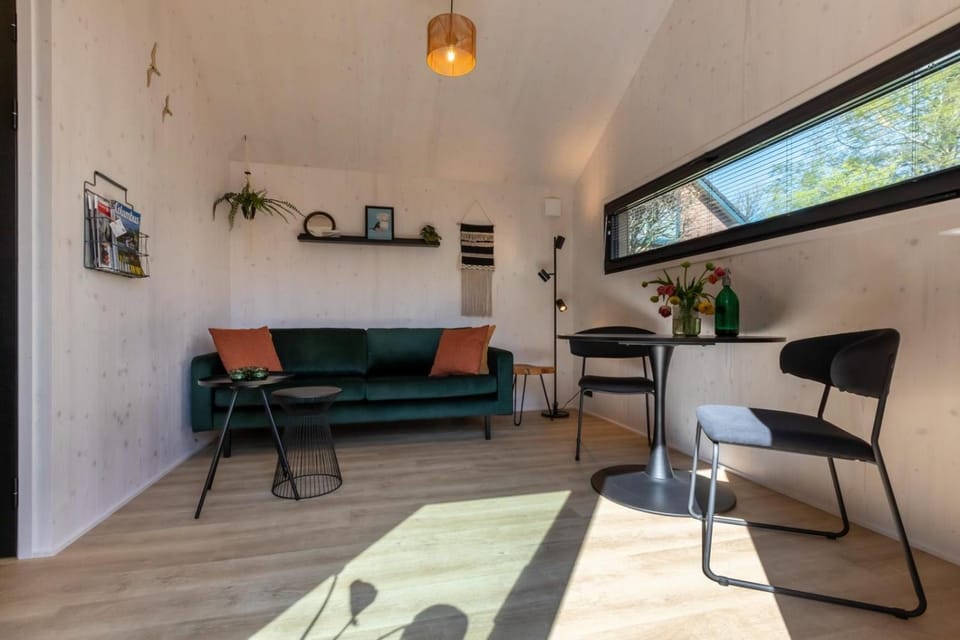 Welcome in - Tinyhouse La Mouette met zonnig terras, Zoutelande House in Zoutelande