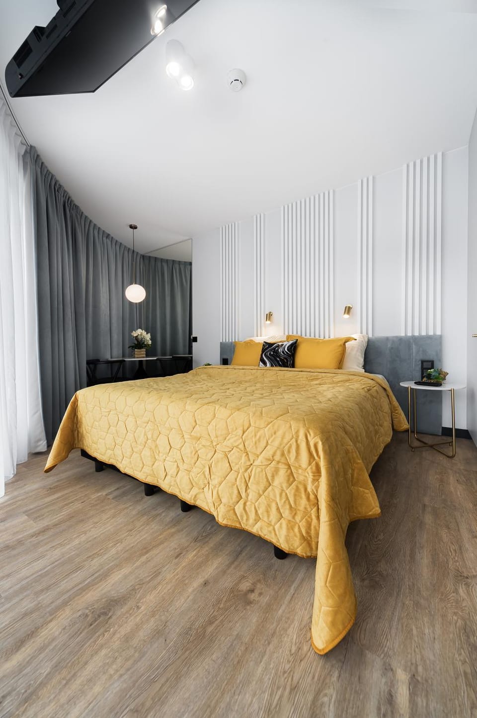 Bed, Bedroom