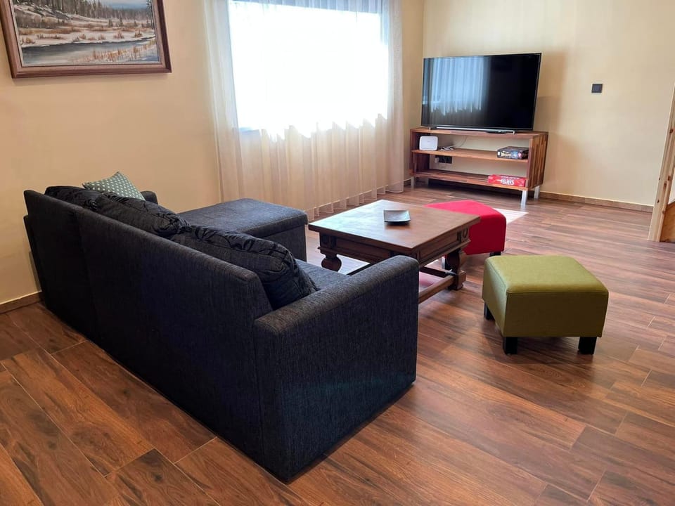 Communal lounge/ TV room, Seating area