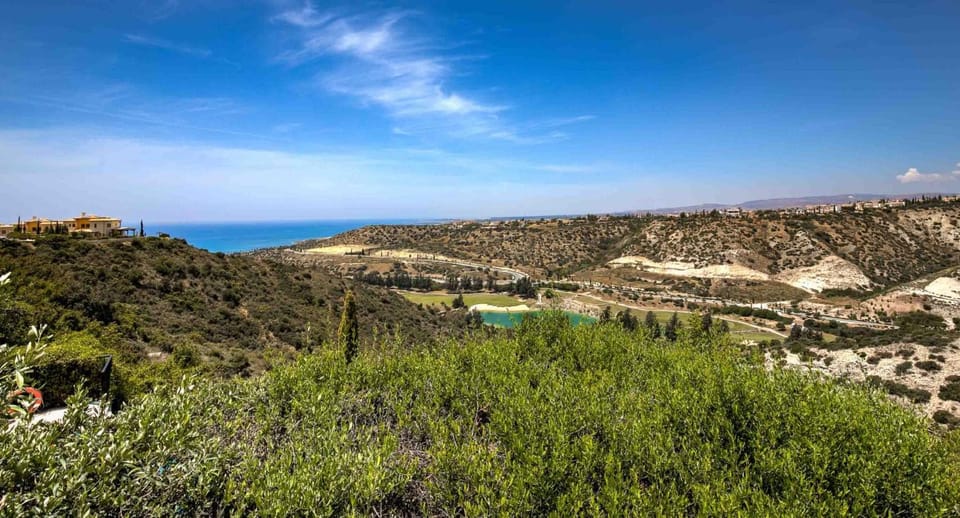 Nearby landmark, Natural landscape, Mountain view, Sea view