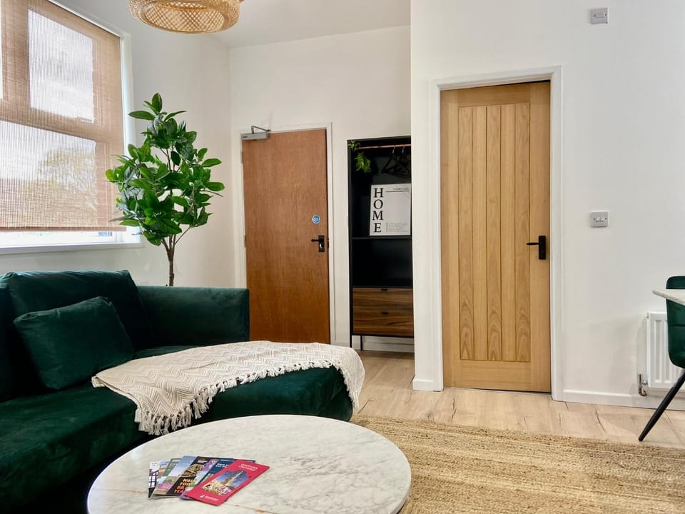 The Dance School - 1 and 2 Bedroom Apartments in the Heart of Chesterfield Apartment in Chesterfield