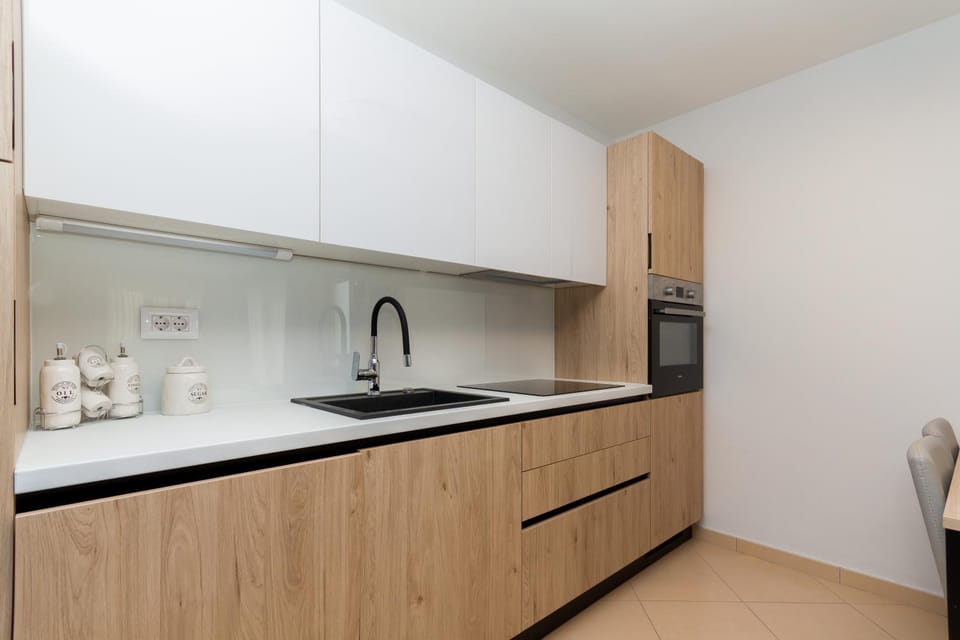 Coffee/tea facilities, Kitchen or kitchenette, pet friendly, stove