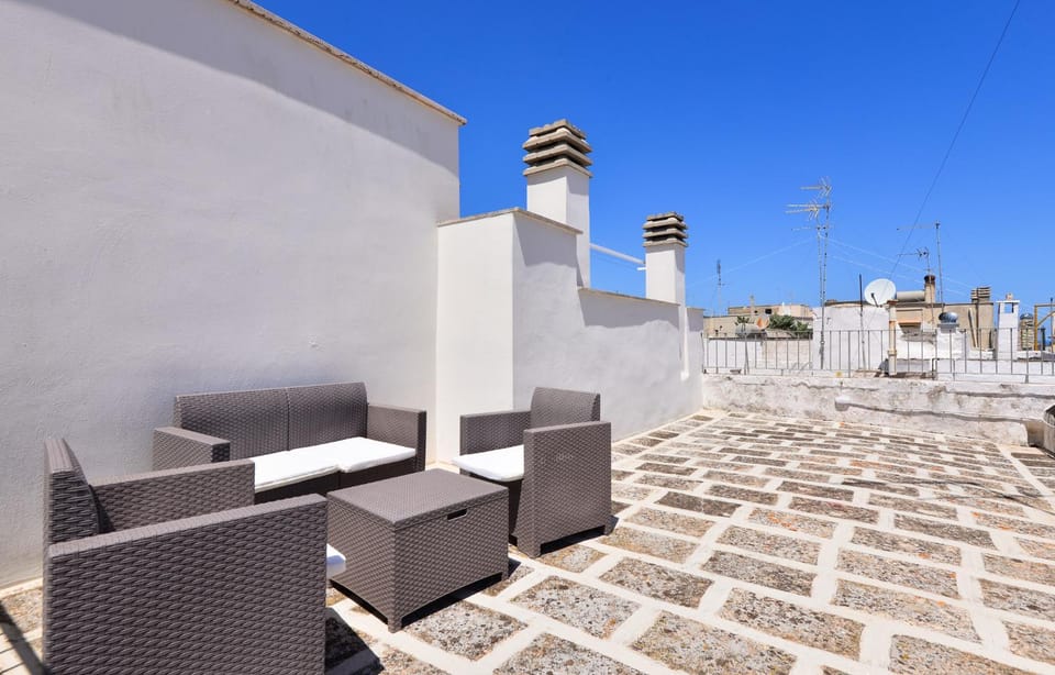 Balcony/Terrace, Balcony/Terrace