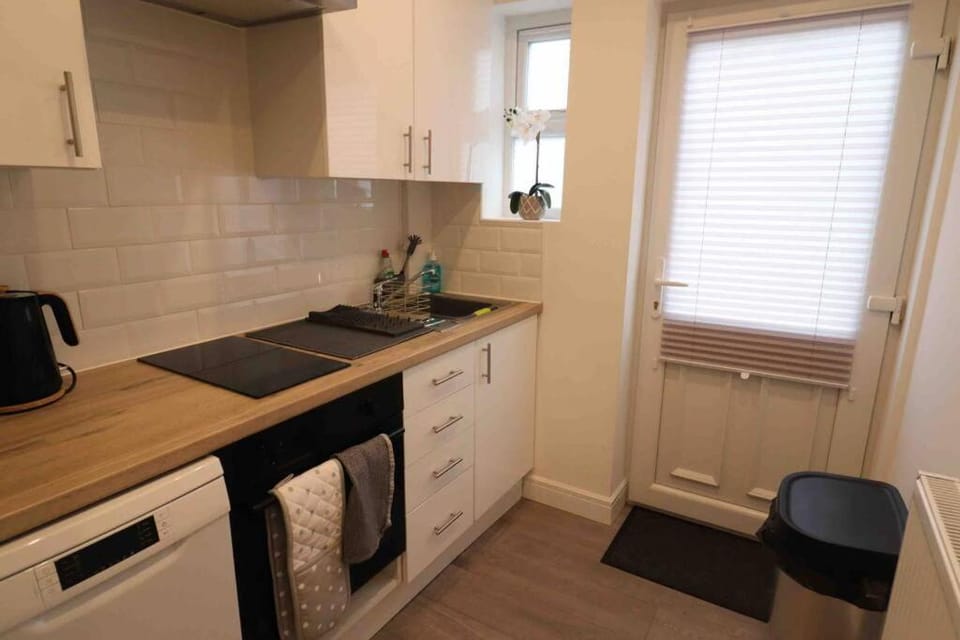Stylish one bed apartment with off road parking Apartment in Birmingham