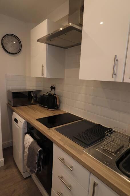 Stylish one bed apartment with off road parking Apartment in Birmingham