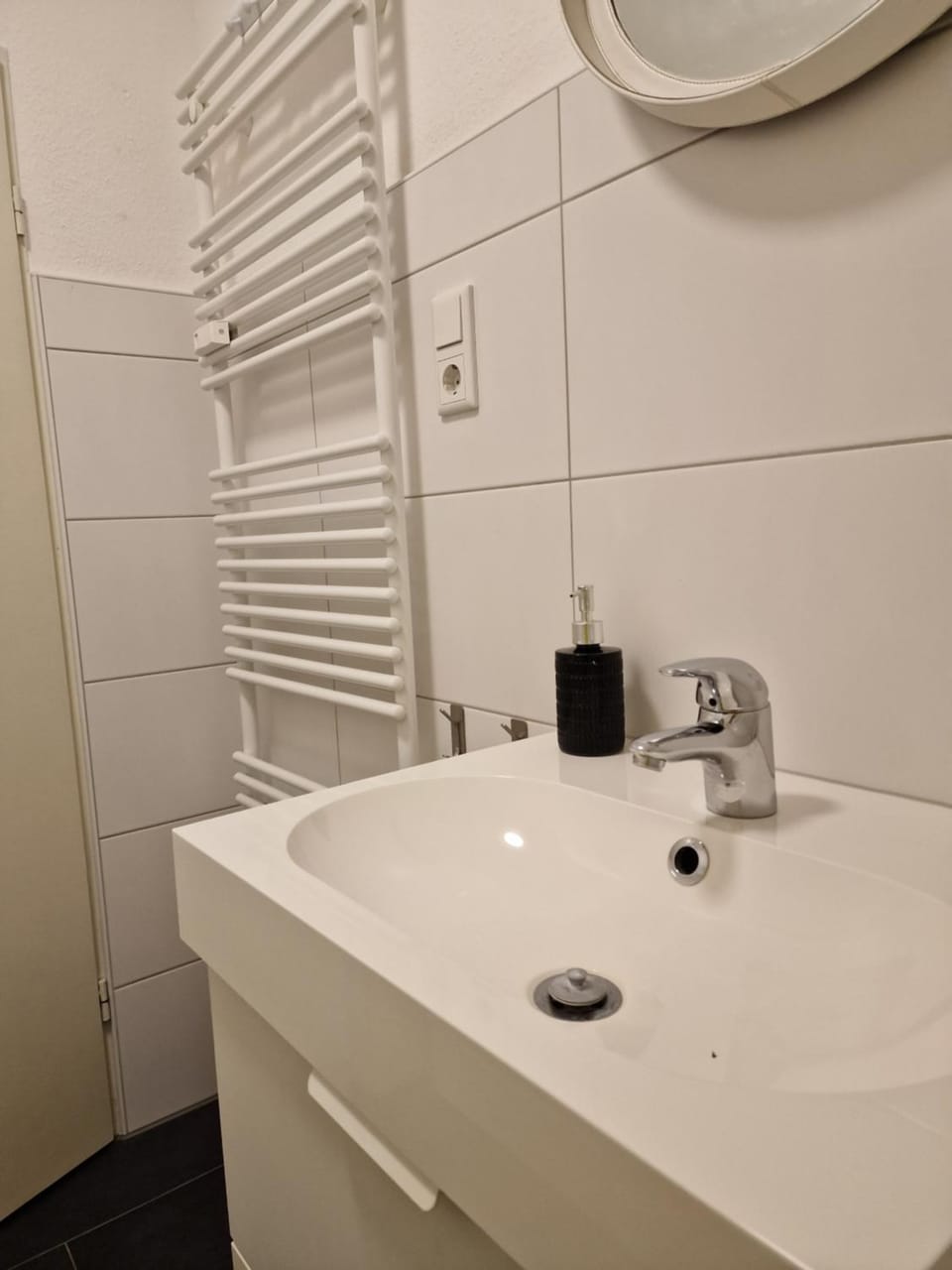 Direkt am Eversten Holz 1ZKBBalkon 48qm mit Parkplatz Apartment in Oldenburg