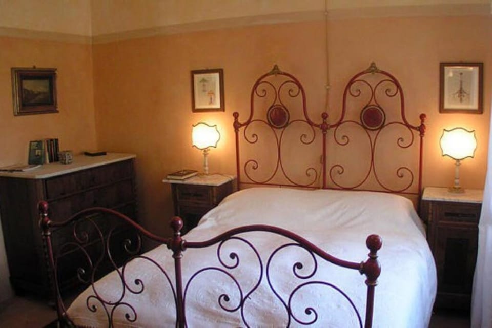ROMANTIC GETAWAY AMAZING VIEWS - New large veranda Villa in Emilia-Romagna