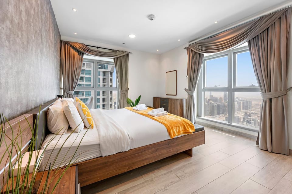 76th floor- 2 BR Apartment with Iconic Marina Skyline View Apartment in Dubai