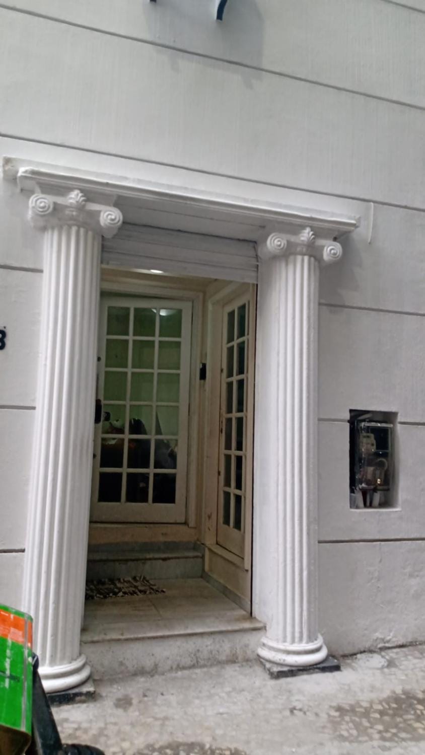 Facade/entrance