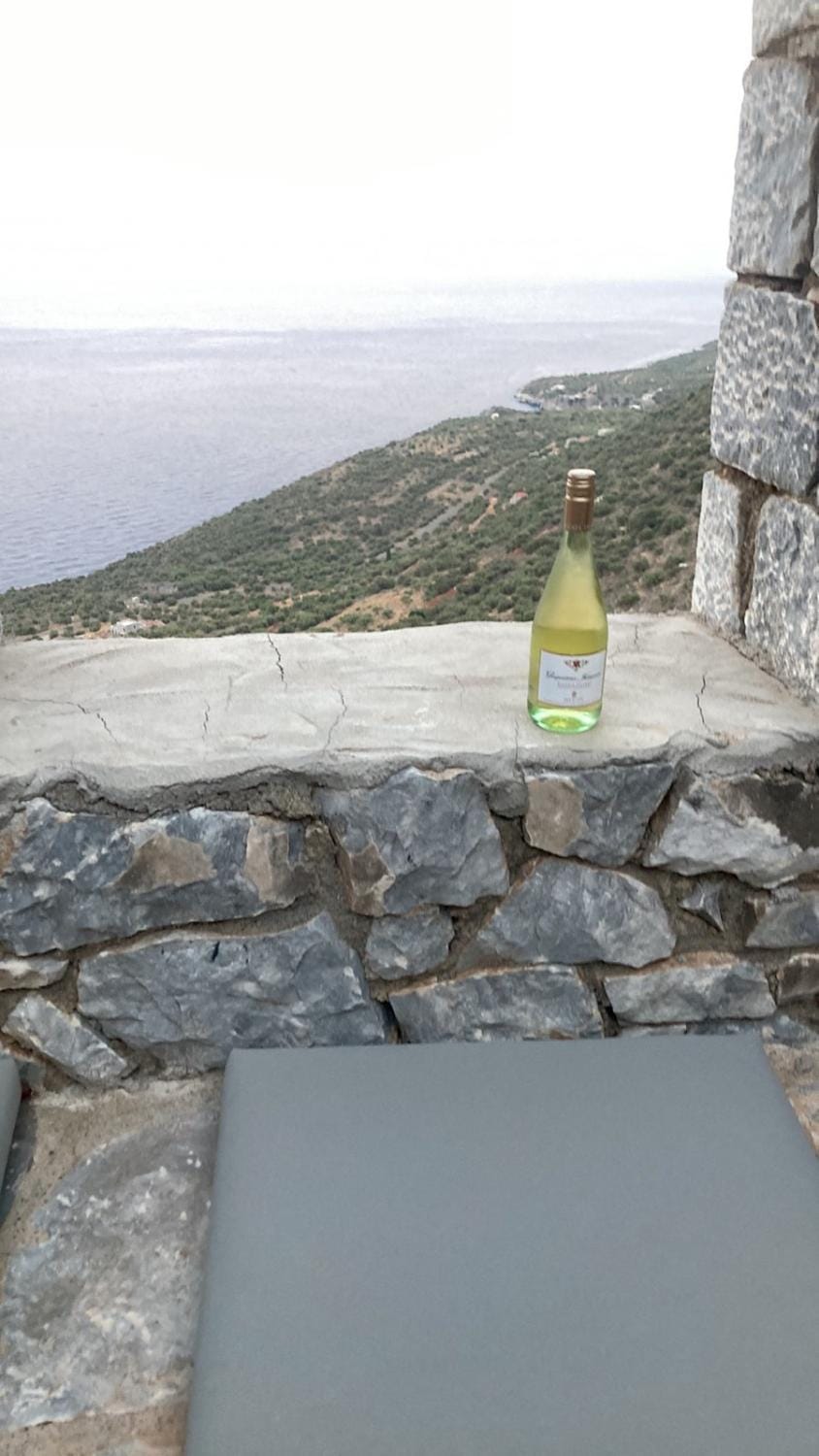Mountain view, Sea view, Drinks