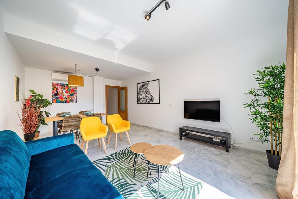 TV and multimedia, Living room, Seating area