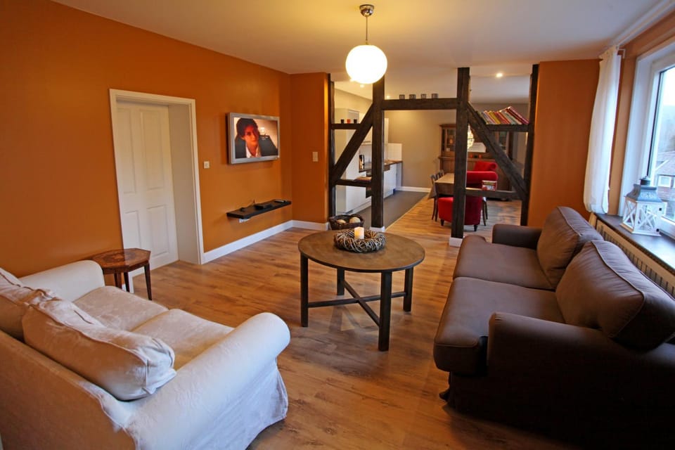 Kitchen or kitchenette, Living room, Dining area