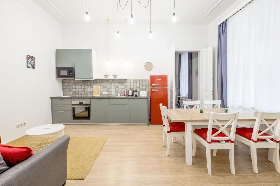 Kitchen or kitchenette, Living room, Dining area