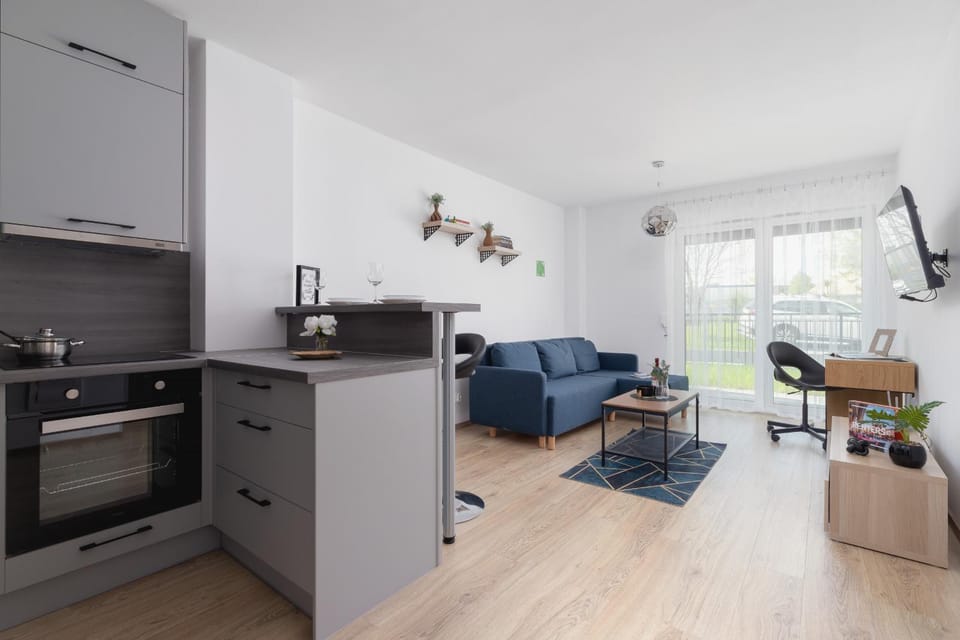 Kitchen or kitchenette, Living room