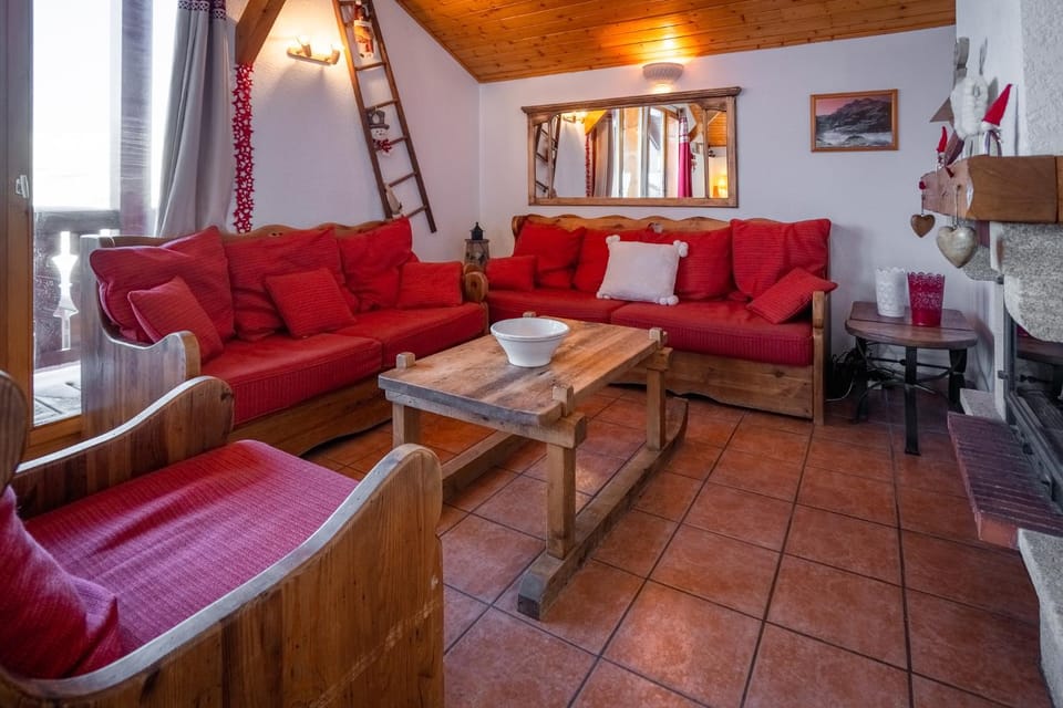 Le Cocon Detached chalet (6p). 3 bedrooms and 2 bathrooms Chalet in Landry