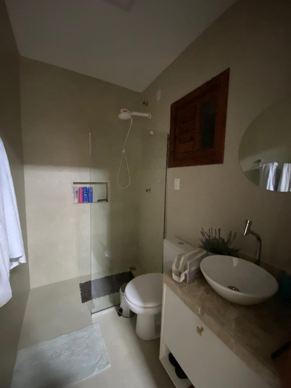 Shower, Bathroom, towels