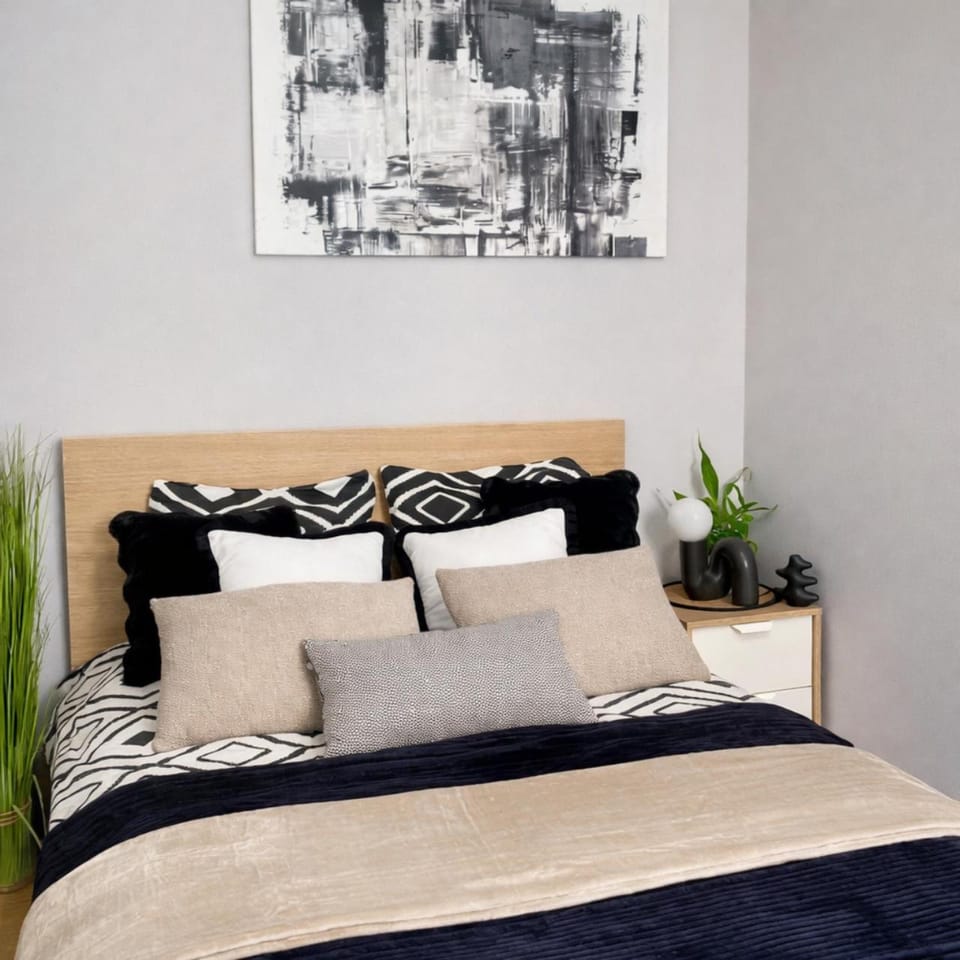 Bed, Bedroom
