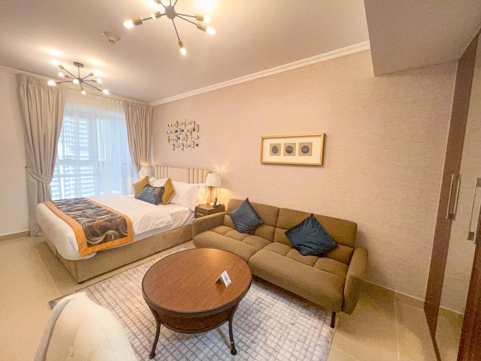 Bed, Living room, Photo of the whole room, Seating area, Bedroom