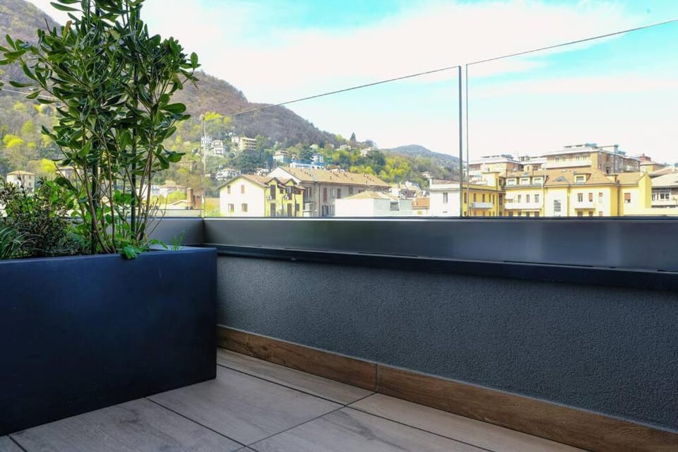 City view, Mountain view