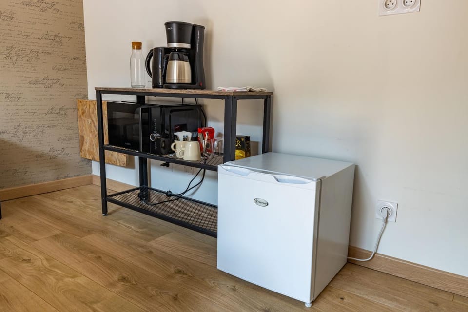 Coffee/tea facilities, minibar