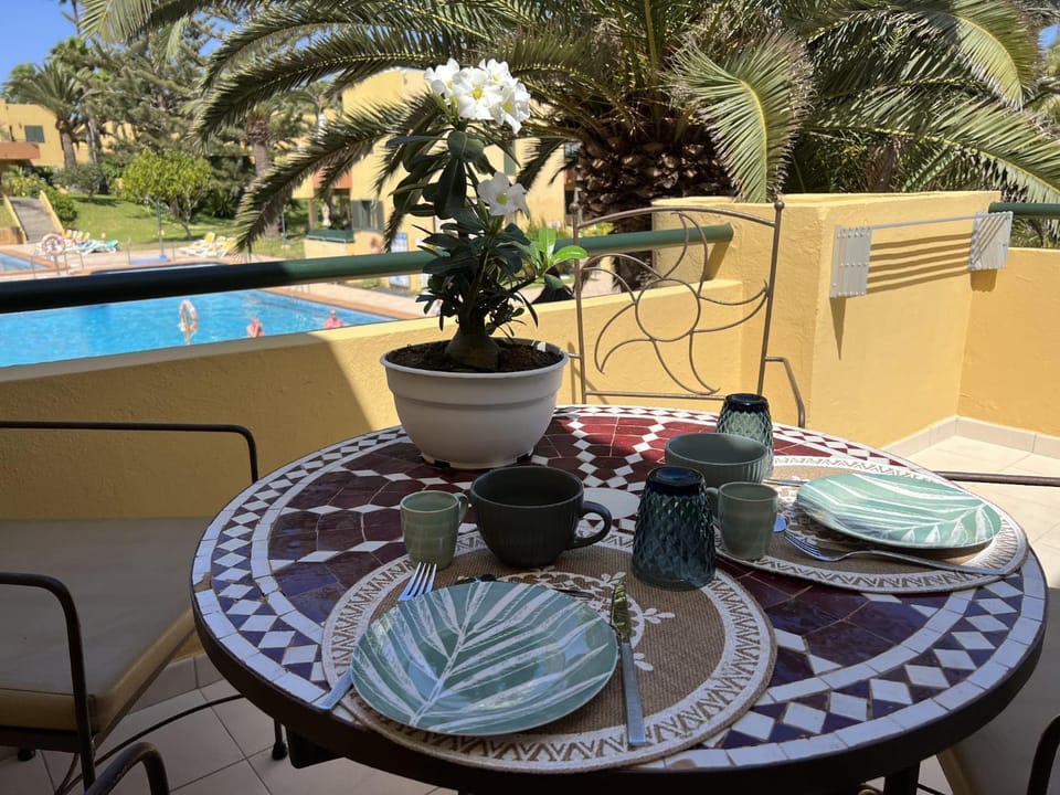 Balcony/Terrace, Dining area