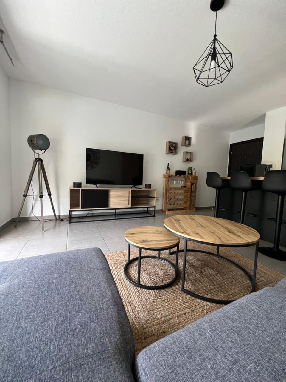 Communal lounge/ TV room