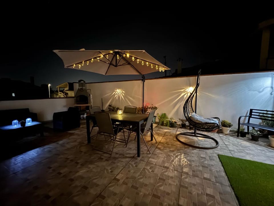 Night, Balcony/Terrace