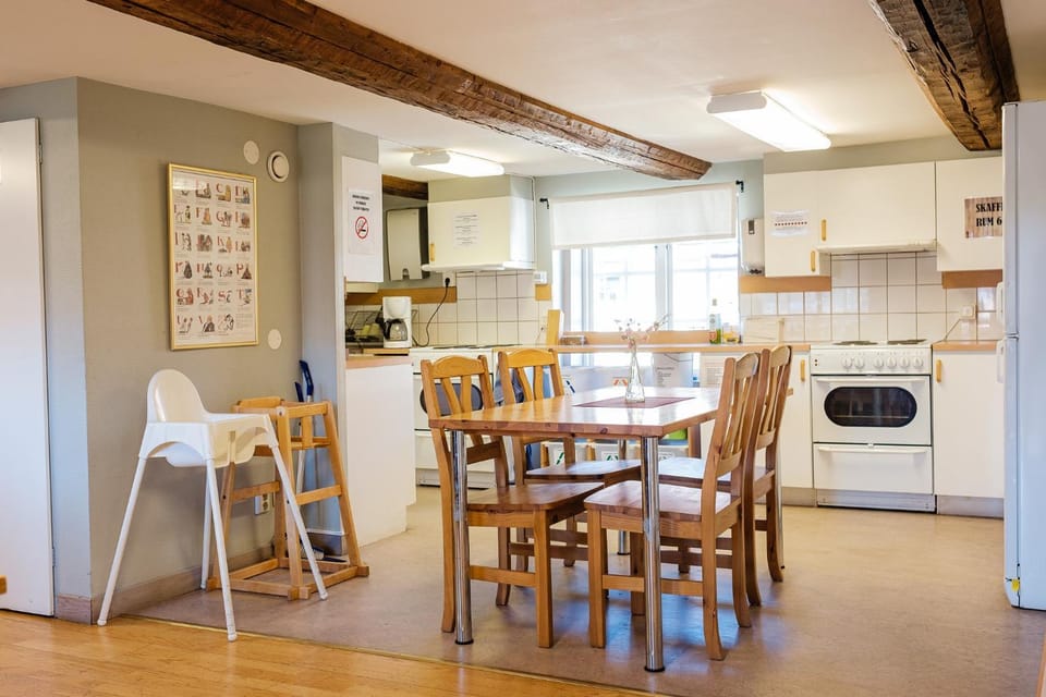 Kitchen or kitchenette, Kitchen or kitchenette, Dining area, minibar, pet friendly, stove